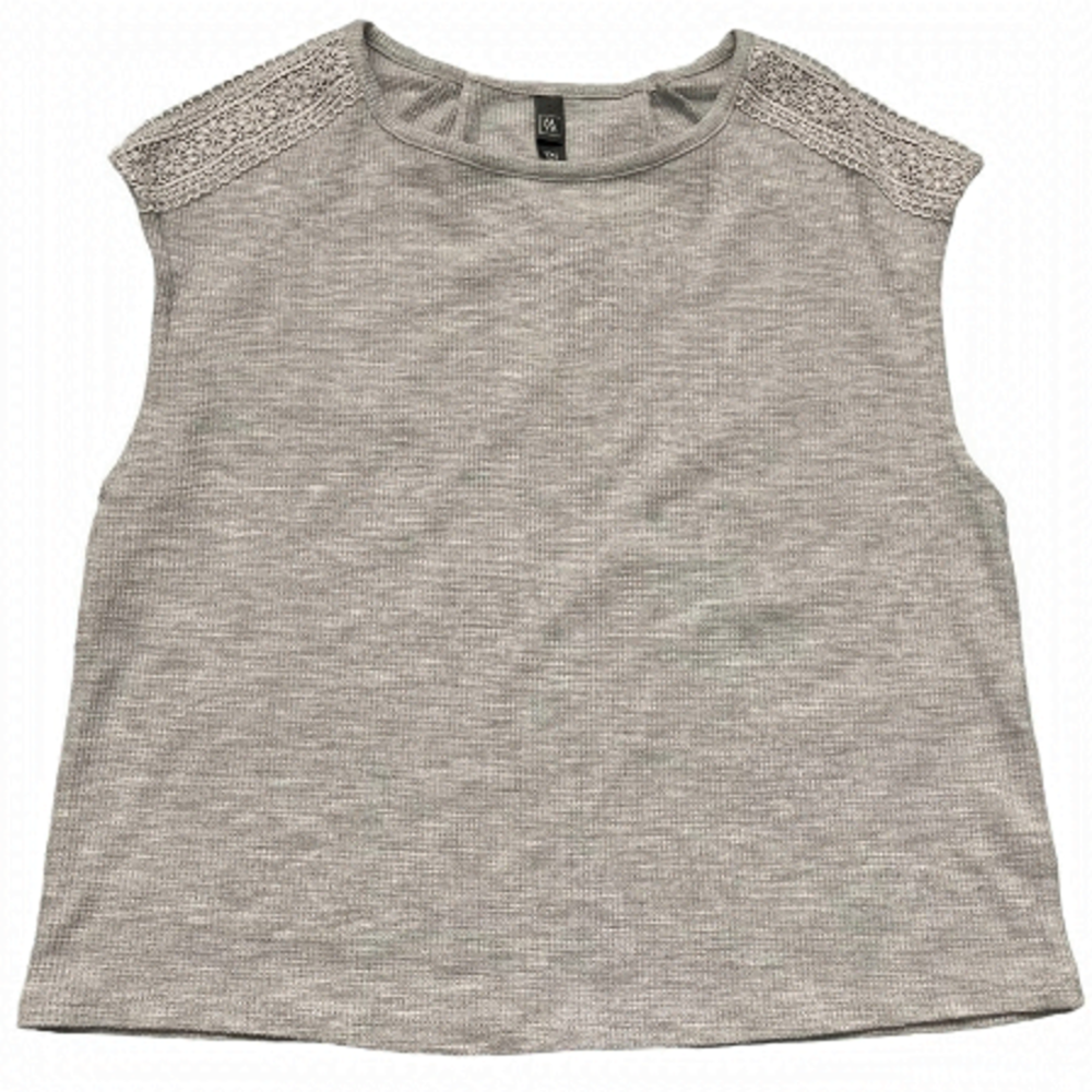 FRANCESCA’S Alya waffle thermal knit top with shoulder crochet details